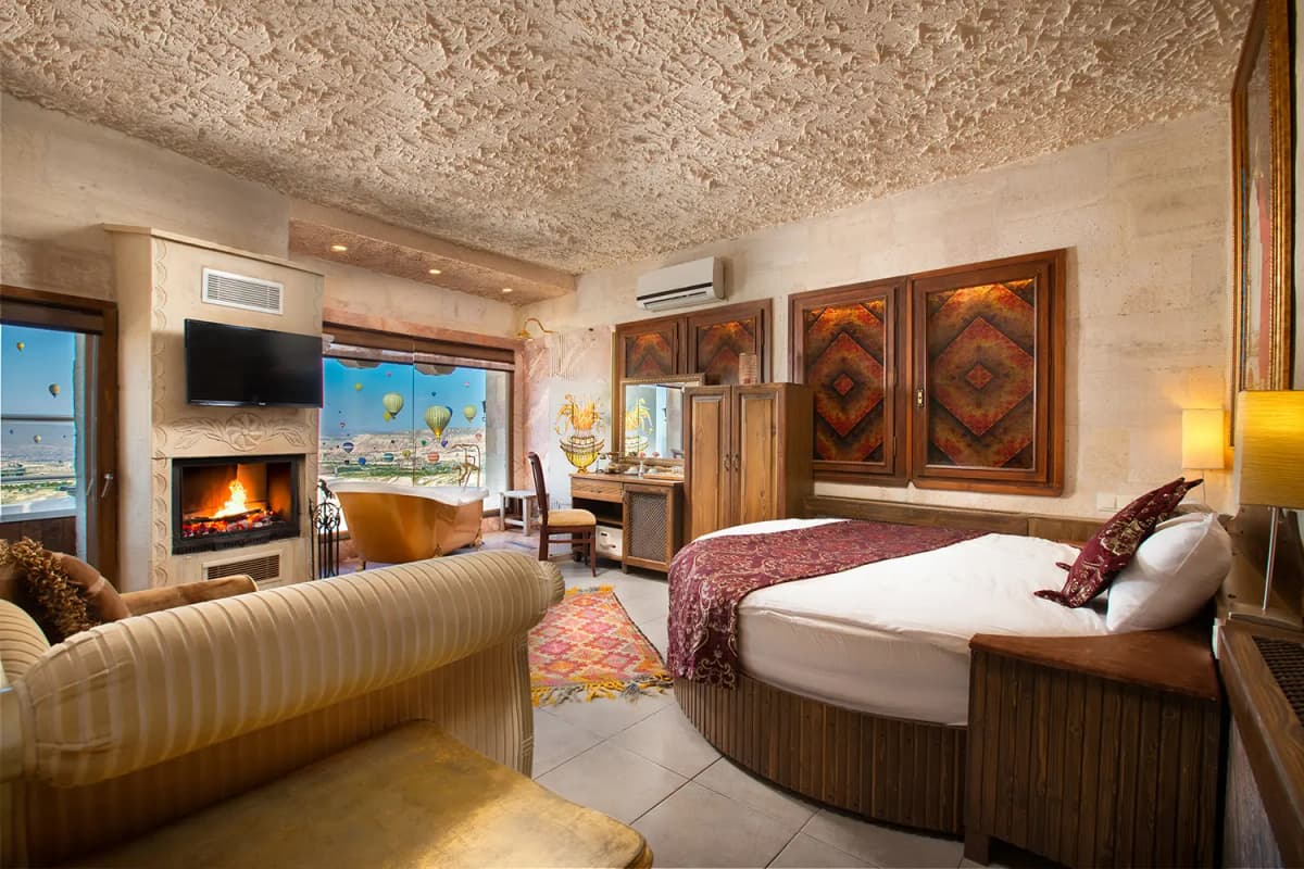 Selfie Cave Hotels Rooms