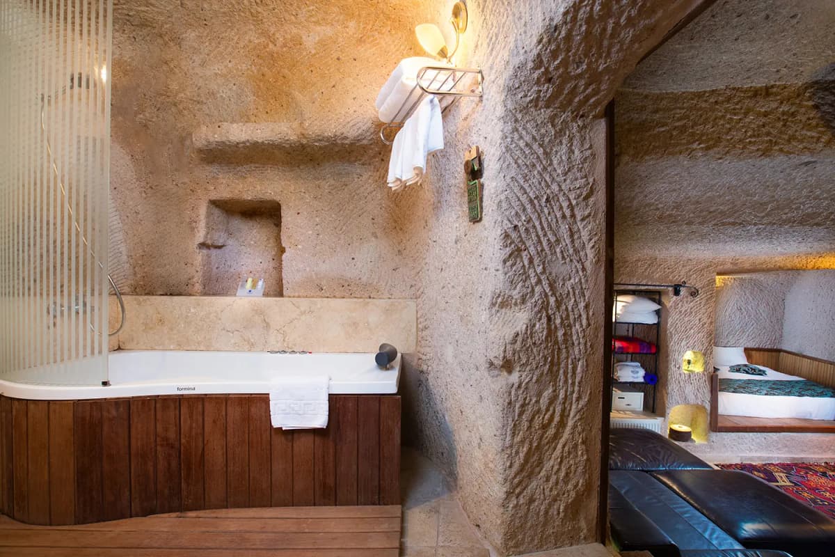 Selfie Cave Hotels Rooms