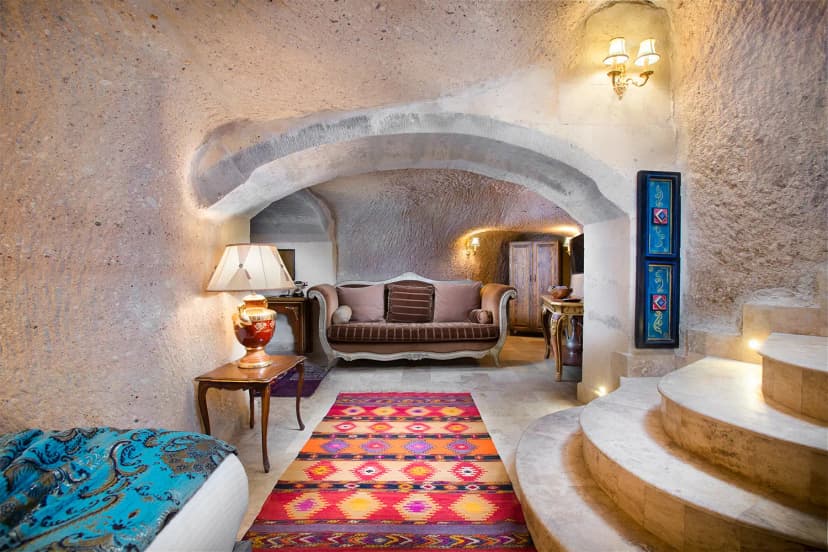 Selfie Cave Hotels gallery 6-1