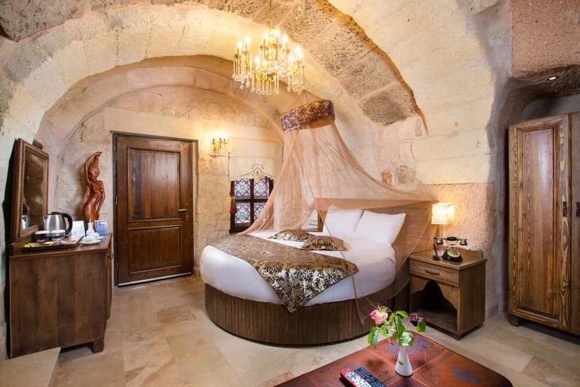 Selfie Cave Hotels Rooms