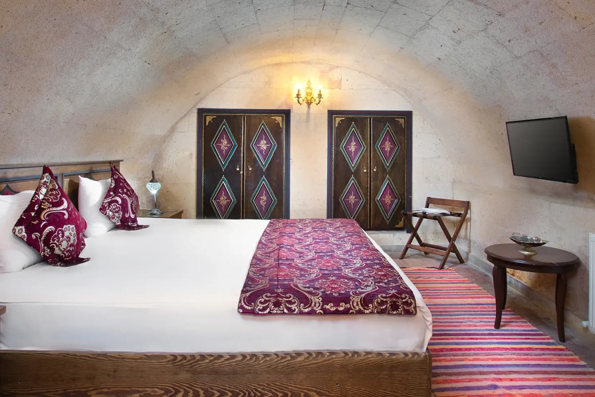 Selfie Cave Hotels Rooms