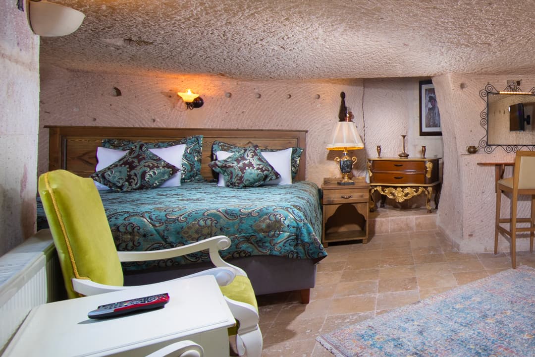 Room gallery image 2